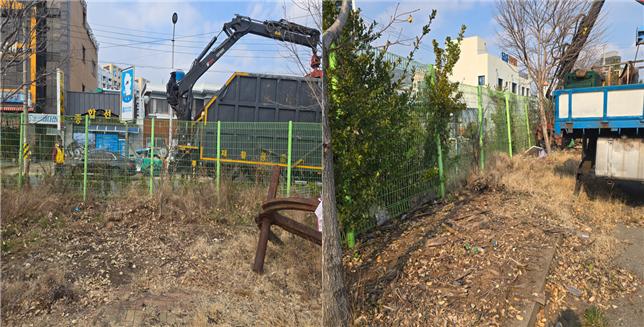 3-2 여수시, 국동항 장기 방치 선박 ‘적극행정’으로 정비 속도.jpg