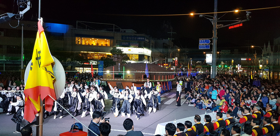 여수시와 (사)여수진남거북선축제보존회는 금년 ‘제56회 여수거북선축제’를 7월 29일부터 31일까지 여수세계박람회장에서 개최한다고 15일 밝혔다.