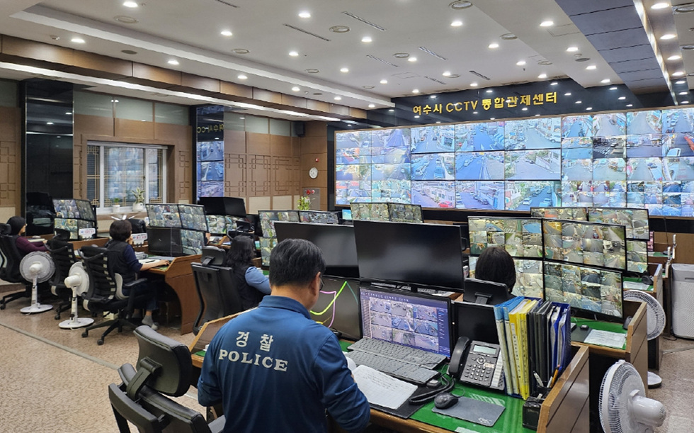 4 여수시 CCTV통합관제센터, 선제적 대응으로 대형화재 막아 ‘눈길’.jpg
