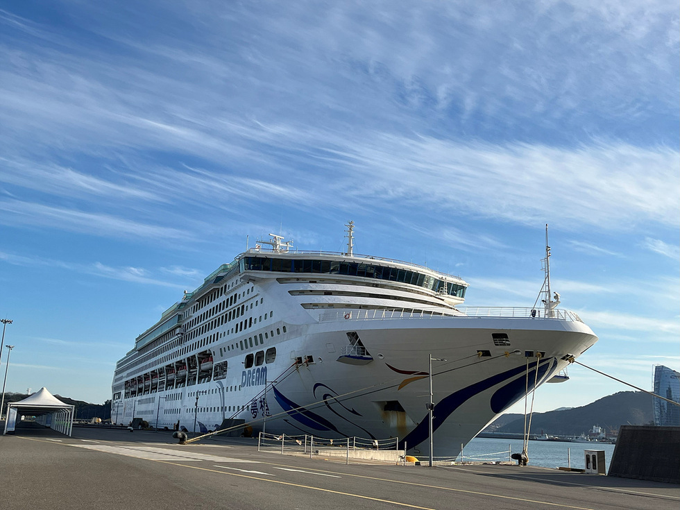 여수항, 국제크루즈 입항 확대…내년 20항차 이상 기대 - 행정 뉴스 | 코리아NEWS