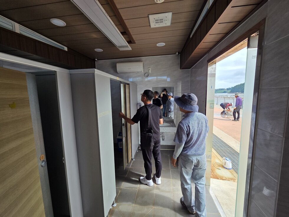 5-1 여수시, 섬박람회 앞두고 12개 전략 섬 화장실 확충… 청결·위생 관리 총력.jpg