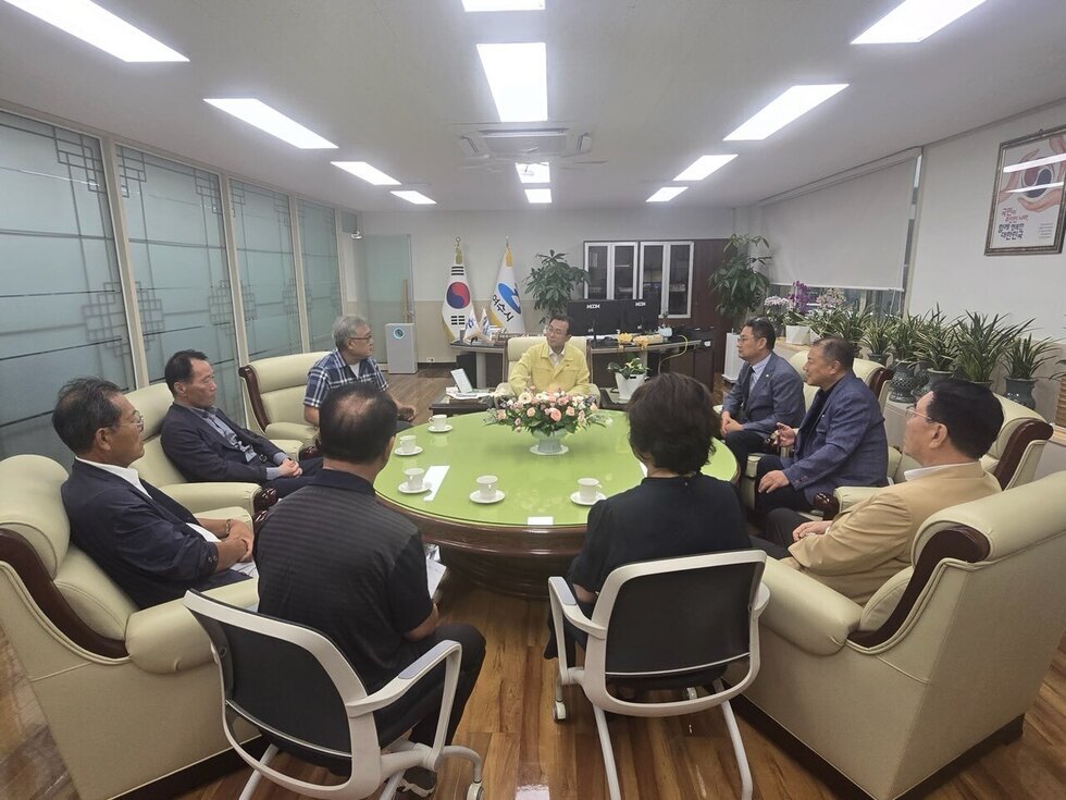 2-1 서영학 여수시장, 지역사회와 소통 강화… 현장 목소리 시정에 담는다.jpg
