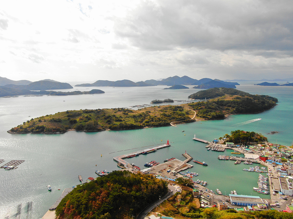 ▲ 여수시(시장 정기명)는 전라남도 ‘2023년 가고 싶은 섬 가꾸기 사업’ 공모에 돌산 송도와 남면 대횡간도가 최종 선정됐다고 9일 밝혔다. (돌산 송도 전경)