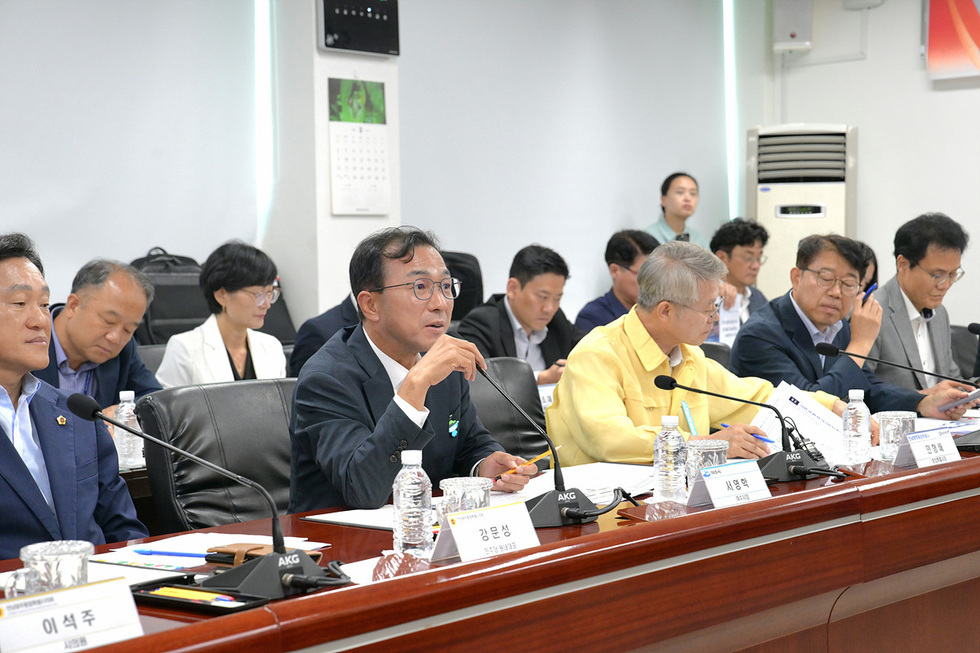 [추가] 1-３ 여수시, 석유화학 사업재편 대응 기업 간담회 개최.jpg