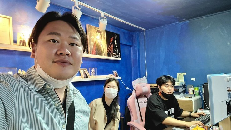 팀원들과 소통을 통해 관심사와 취지를 파악하고 커리큘럼을 잡고 서로 스케쥴을 맞춰가며 프로젝트 진행